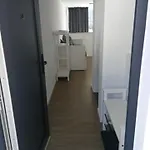 Hotel apartamentowy Peerless Dine 3*