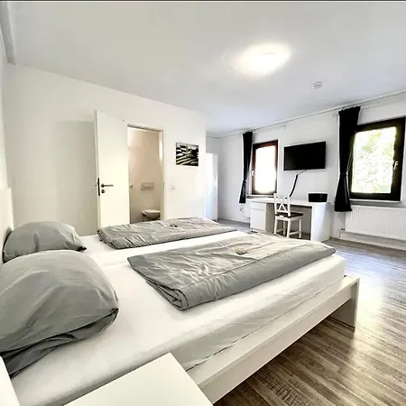 Hotel apartamentowy Peerless Dine