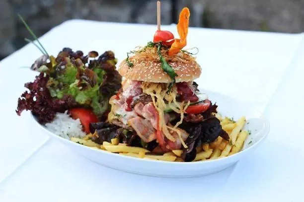 Aparthotel Peerless Dine