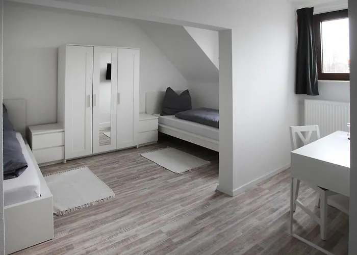 Peerless Dine Aparthotel 3*